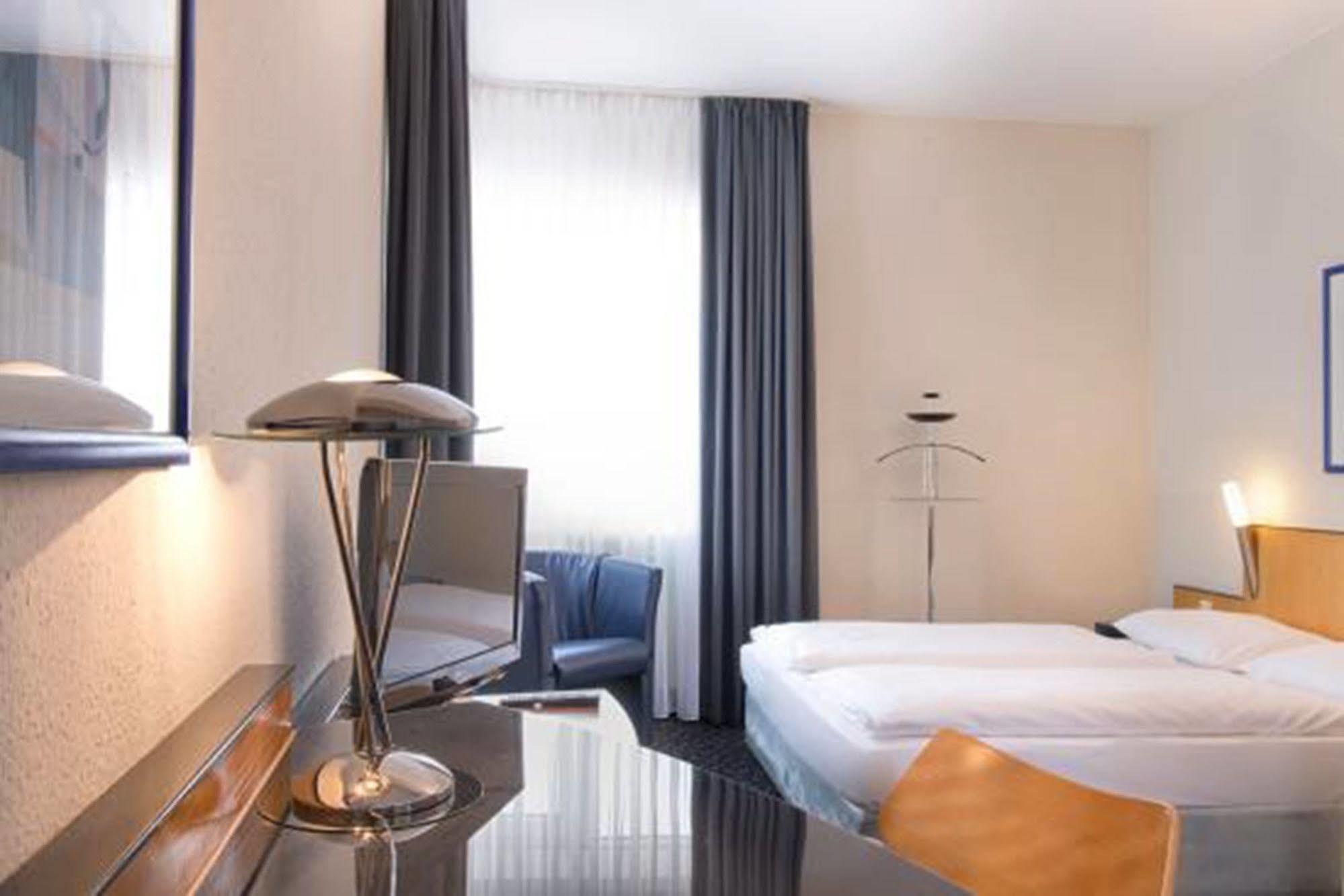 Hotel Ludwig Van Beethoven Berlim Exterior foto